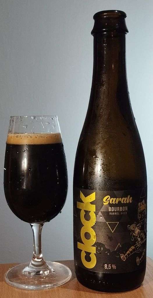 Slonova Sarah od Clocka